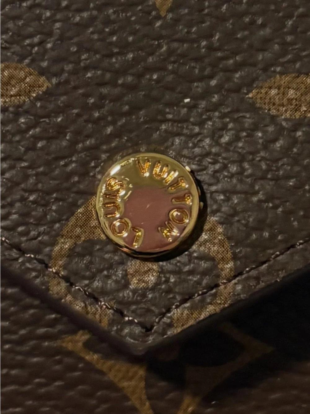 Louis Vuitton classic louis